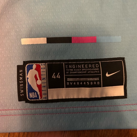 Miami heat Tyler herro jersey - Picture 3 of 5